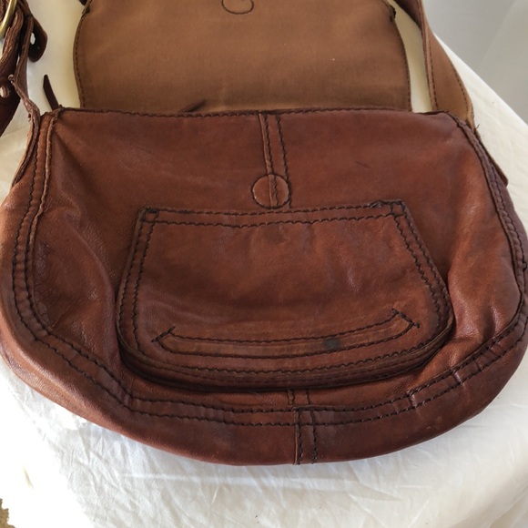 LUCKY BRAND Vintage cognac brown genuine lamb leather saddle bag crossbody. - Picture 8 of 13